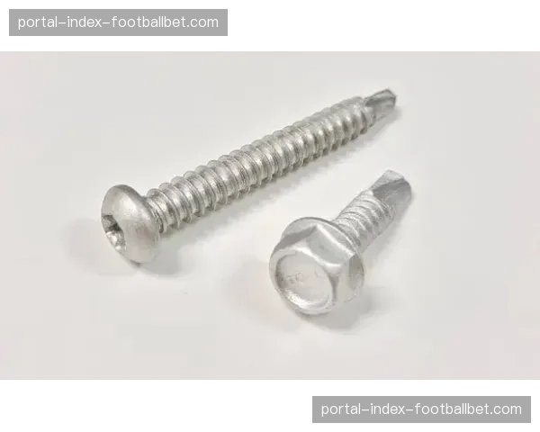 专业足球场动态：重庆两江新区足球场通过验收，预计下半年投入使用